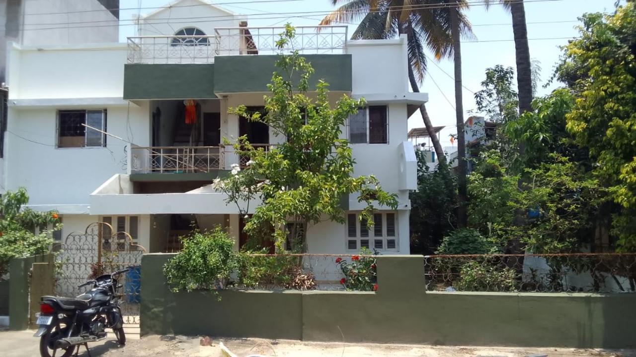 Swanky Sojourns Homestay 2Bhk Kolhapur Exteriör bild